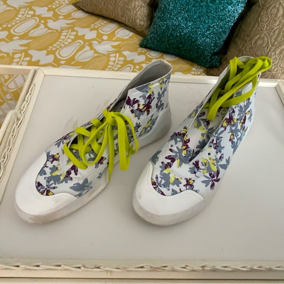 Stella McCarthy X Adidas sneakers worn twice! - Picture 2 of 5